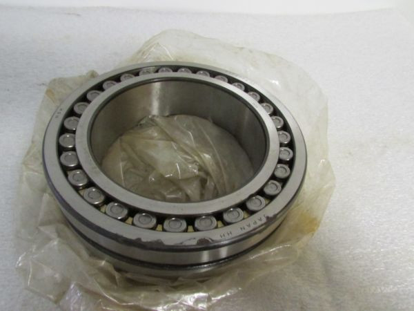 NSK Spherical Roller Bearing 23028E-4